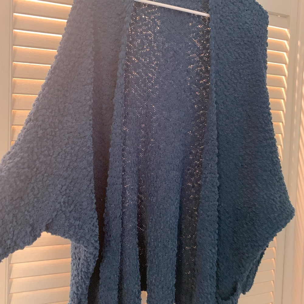Popcorn quarter length shawl